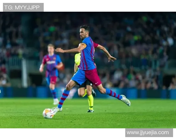 卡巴萨队盒单包足球球星卡限量发售收藏版热销中 卡巴萨队盒单包足球球星卡限量发售收藏版热销中