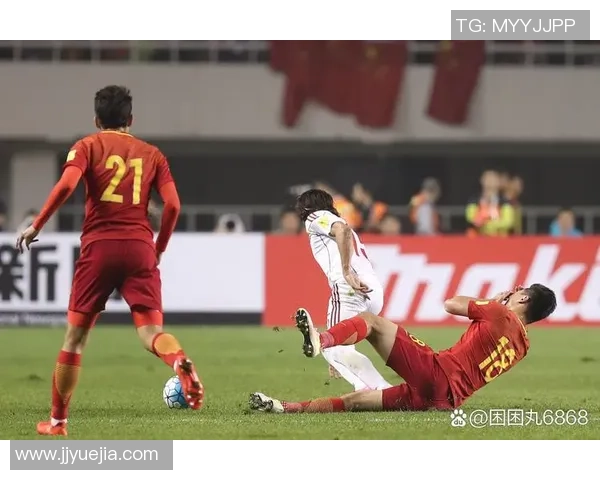 当足球巨星目瞪口呆的瞬间那些让全场屏息的震惊时刻 当足球巨星目瞪口呆的瞬间那些让全场屏息的震惊时刻