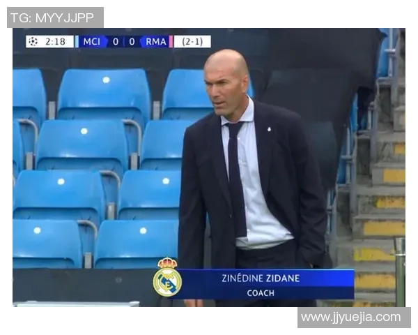 足球巨星化身专业解说员带来赛场深度解析与激情点评 足球巨星化身专业解说员带来赛场深度解析与激情点评