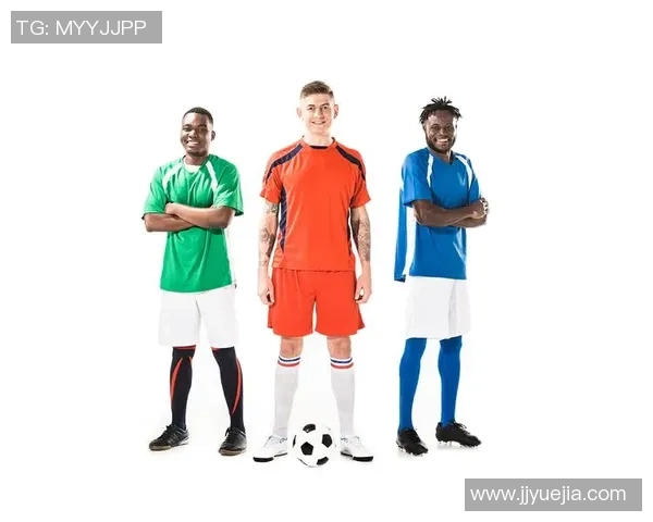 足球球星的文化素养与教育背景分析探讨